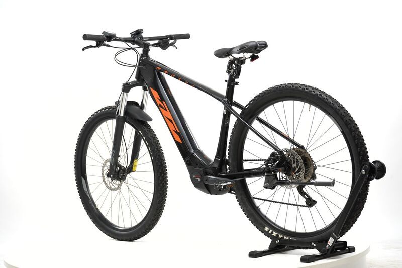 KTM Macina Team 693 (2022) | Diamant | schwarz | 29" | 48 cm | 500 - 1000 km 4