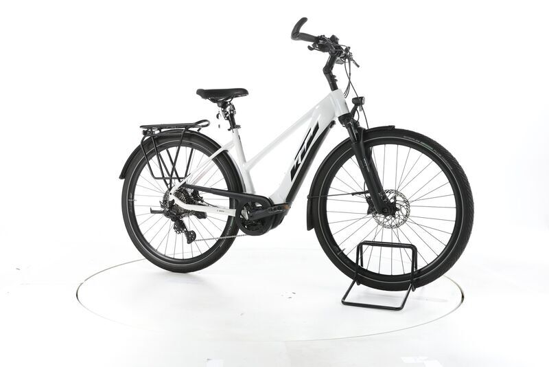 KTM Macina Tour CX 610 2022 | wit | 28" | S | 500 - 3000 km 1