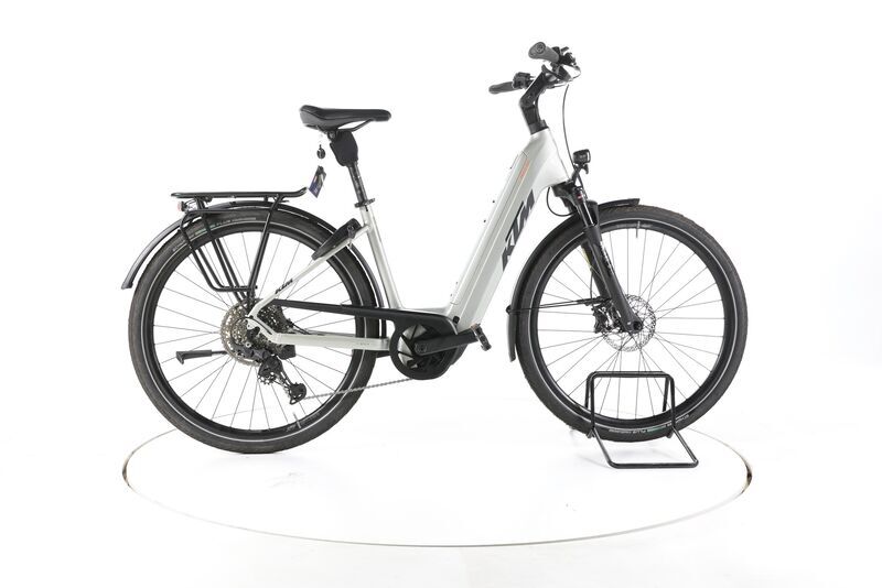 KTM Magic Pro 2025 | white | 28" | 46 cm | 500 - 3000 km, image 1 of 5