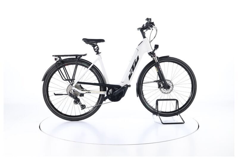 KTM Zeg Cento 11 Plus (2021) | Tiefeinsteiger | weiß matt | 28" | 51 cm | 2000 - 3000 km 1