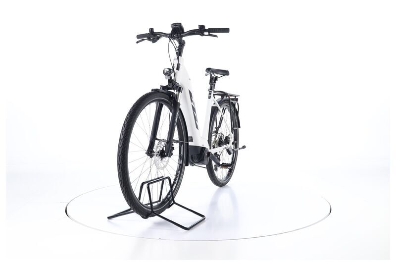 KTM Zeg Cento 11 Plus (2021) | Low Entry | white matte | 28" | 51 cm | 2000 - 3000 km 4