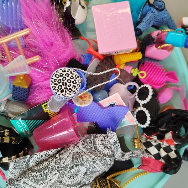 L.O.L. Surprise! Bundle O.M.G. 4x fashion dolls mit accessories | multicolored, image 3 of 3