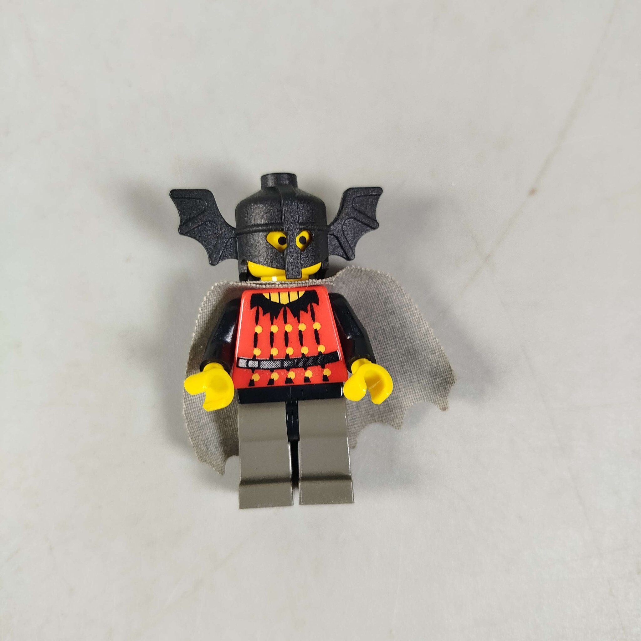 LEGO Basil the Batlord Minifigur cas022e