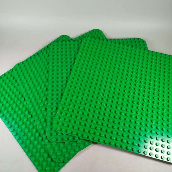 LEGO Bundle 4x Bauplatten grün quadratische | mehrfarbig, image 2 of 2