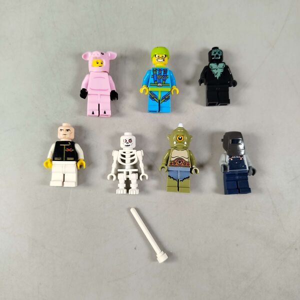 LEGO Bundle 8x Minifiguren & Zubehöre | mehrfarbig, image 1 of 3