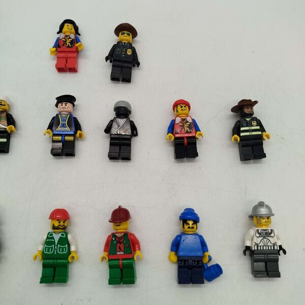 LEGO Bundle City StarWars pirates 14x figures | multicolored, image 2 of 2