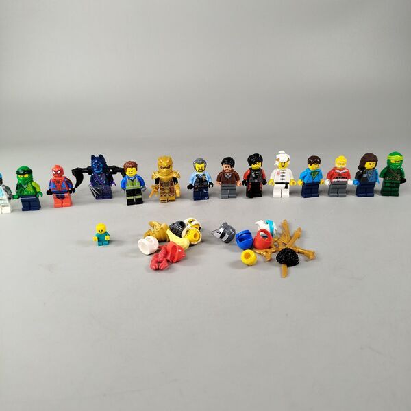 LEGO Bundle Mario Set von 17 Minifiguren & Goombae | multicolored, image 2 of 4