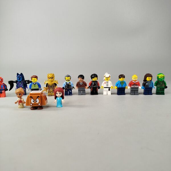 LEGO Bundle Mario Set von 17 Minifiguren & Goombae | multicolored, image 3 of 4
