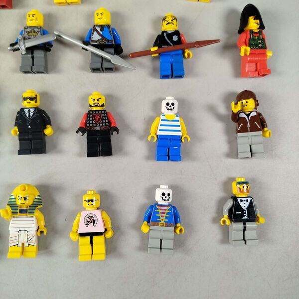 LEGO Bundle Minifiguren 19x Figurene | multicolored, image 2 of 3