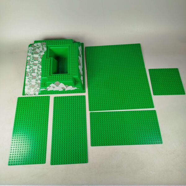 LEGO Bundle Set von 6 Grundplatten 2552px6e | mehrfarbig, image 1 of 3