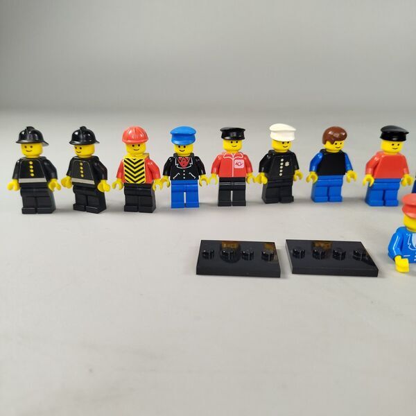LEGO Bundle Shell & Octan 17x Minifigurene | multicolored, image 2 of 3