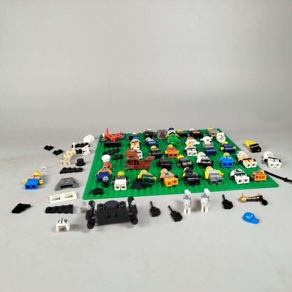 LEGO Bundle Stadt Abenteuer Sci-Fi Minifiguren Bauplatte Zubehöre | mehrfarbig, image 3 of 3