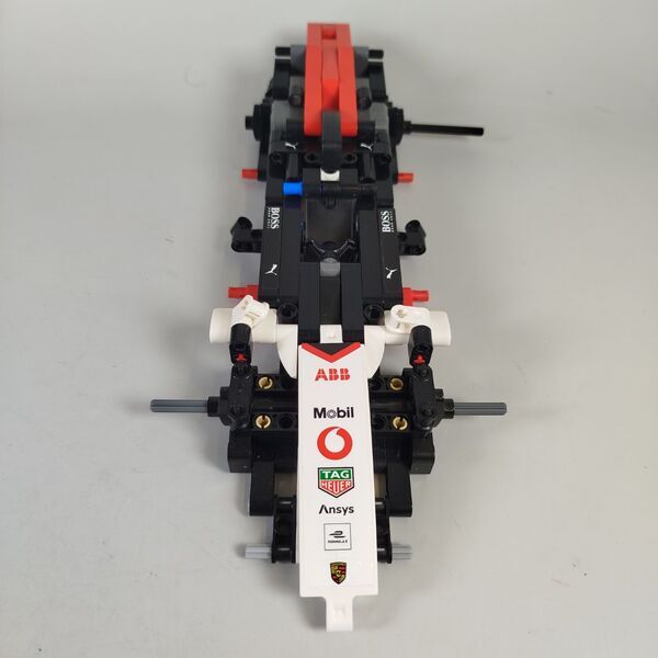 LEGO Technic 42137 Formel E-Porsche Set | multicolored 4