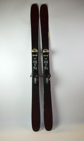Line Chronic (2020) | braun | 171 cm | 16 m | Marker Griffon 1
