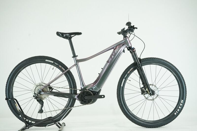 Liv Vall-E+ 2 (2023) | Diamant | silber | 29" | M | 500 - 1000 km 1