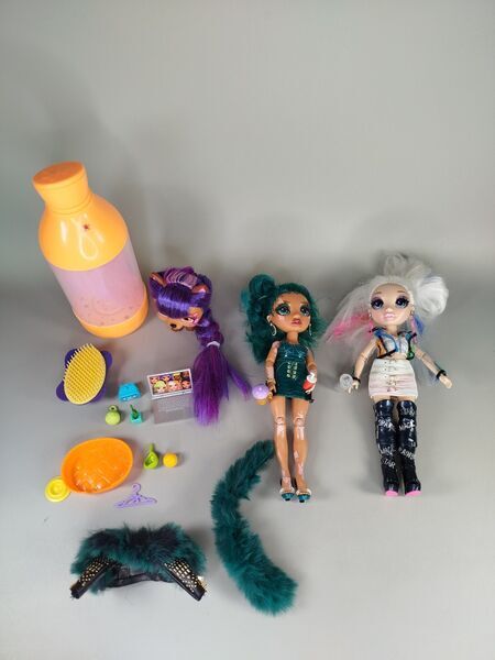 L.O.L. Surprise! Modepuppen und Zubehör Set - 2 Puppen und Tierfigur | mehrfarbig 1