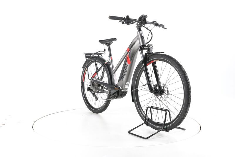Malaguti Carezza 4.0 2022 | šedá | 28" | 44 cm | 500 - 3000 km, image 2 of 4
