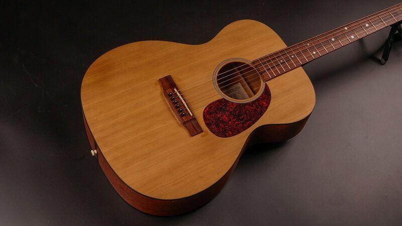 Martin 000M USA 2005 Natural Acoustic Guitar w/OHSC | Natural, image 2 of 5