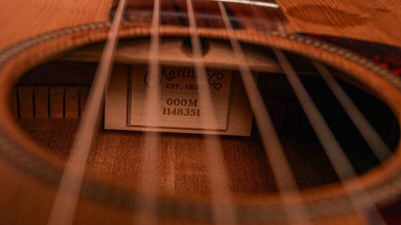 Martin 000M USA 2005 Natural Acoustic Guitar w/OHSC | Natural, image 4 of 5