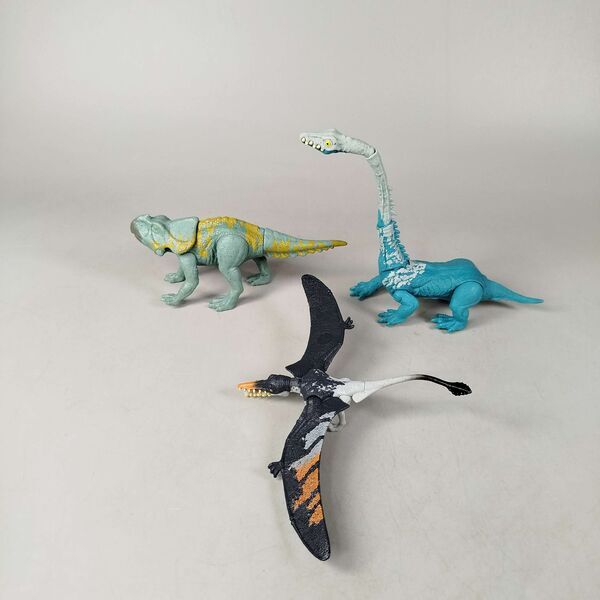 Mattel Bundle Dinosaurier Set von 3 Figurene | mehrfarbig, image 1 of 3
