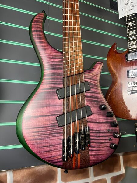 Mayones Custom Shop Patriot 5 Classic VF 'Hulk' 5-String 2014 Electric Bass | Original, image 3 of 5