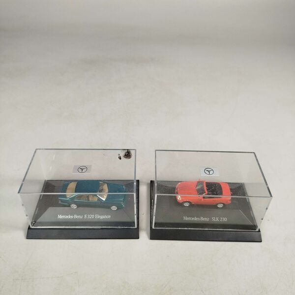 Mercedes Bundle Set von 2 E 320 SLK 230 Modellautose | mehrfarbig, image 1 of 3