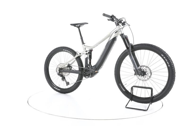 Merida eOne-Sixty 2022 | stříbrná | 29"/27,5" | M | 500 - 3000 km, image 2 of 5