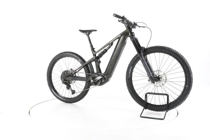 Merida eONE-SIXTY 875 2024 | preto | 29"/27,5" | S | 500 - 3000 km, image 1 of 4