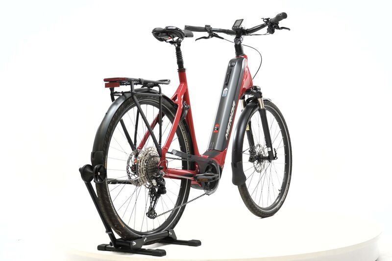 Merida eSPRESSO City EP8-Edition EQ (2021) | Tiefeinsteiger | rot/schwarz | 28" | 58 cm | 100 - 500 km 2