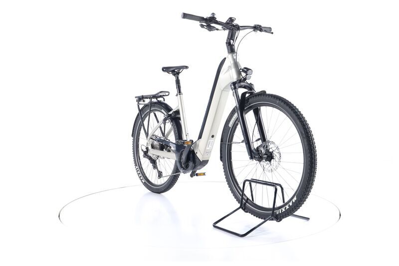 Merida eSPRESSO CC XT Edition EQ (2021) | Tiefeinsteiger | silber | 27.5" | 48 cm | 1500 - 2000 km 3