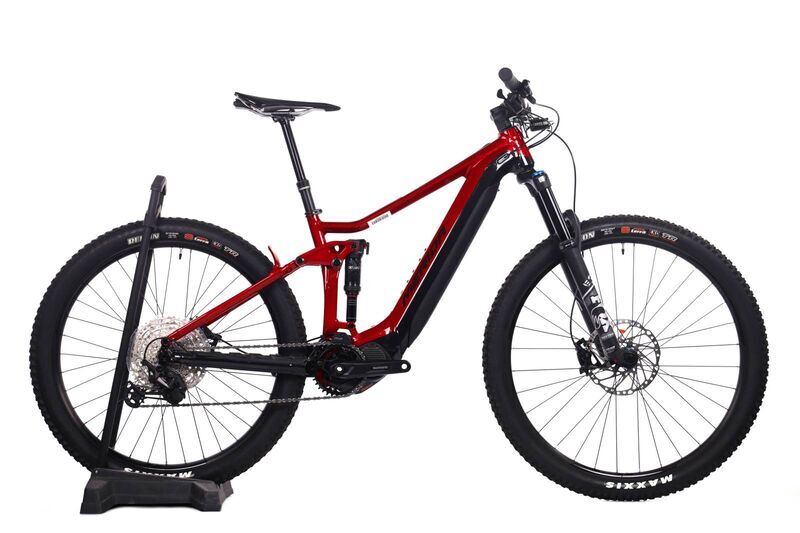 Merida One-Forty 775 (2022) | Diamond | red | 29" | M | < 500 km, image 1 of 5