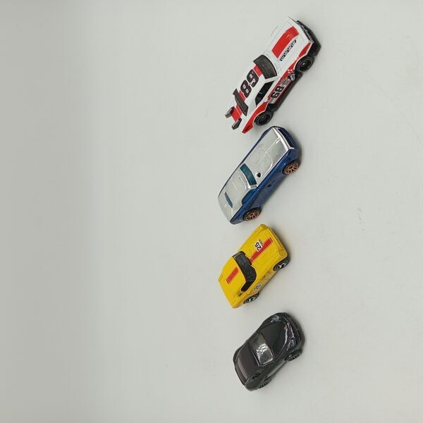 Metall Modellautos Set mit 19 Fahrzeugene | mehrfarbig, image 2 of 4