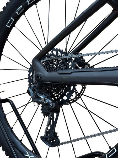 Mondraker Crafty Carbon RR 2022 | red | 29" | M | 500 - 3000 km 3