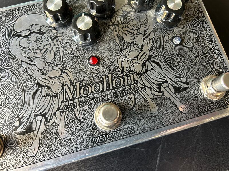 Moollon Custom Shop Overdrive/Distortion Guitar Effects Pedal | Original, image 4 of 5