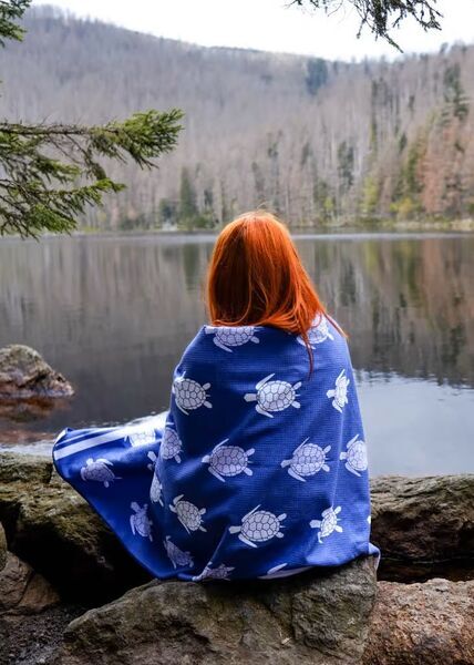 NAYAVITA Strandtuch Schildkröten | Deep Blue 2