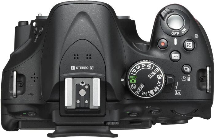 Nikon D5200 | black 4