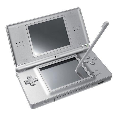 Nintendo DS Lite | inkl. Spil | sølv | Nintendogs - Dalmatian & Friends (DE Version) 2