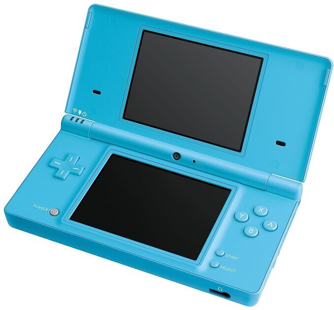 Nintendo DSi | inkl. Spiel | hellblau | Dr. Kawashimas Gehirn-Jogging ...
