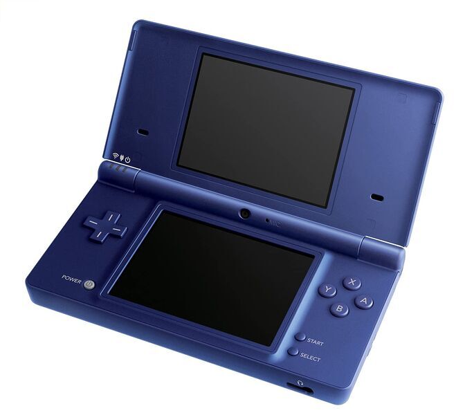 Nintendo DSi | jogo incluído | Azul | Treino Cerebral do Dr. Kawashima (Versão DE), image 2 of 3