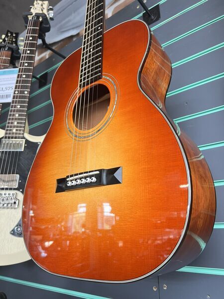 Northwood Studio 00 Vintage Cherry Sunburst 2012 Acoustic Guitar | Cherry Sunburst, image 5 of 5