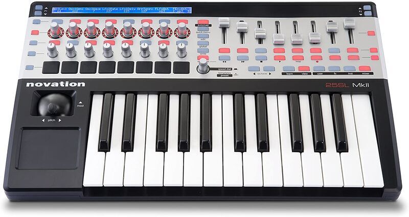 Novation Remote 25 SL MKII | schwarz 1