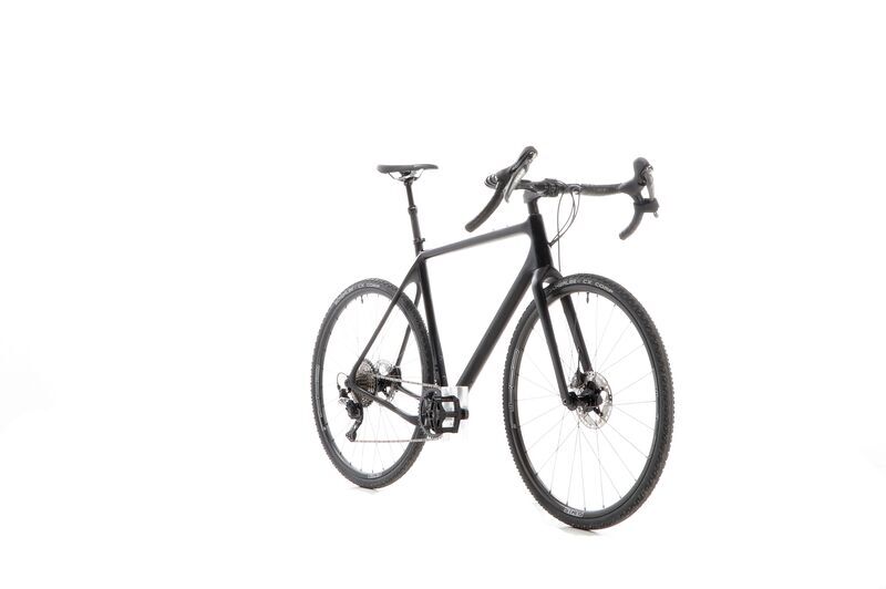 Open cycle UP (2020) | Diamond | black | 56 cm 1