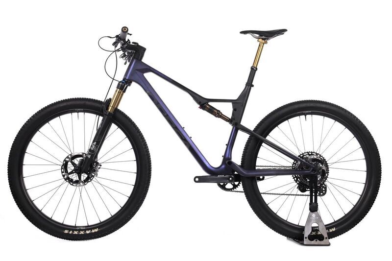 Orbea Oiz M-Team (2024) | Diamant | lila | 29" | XL 3