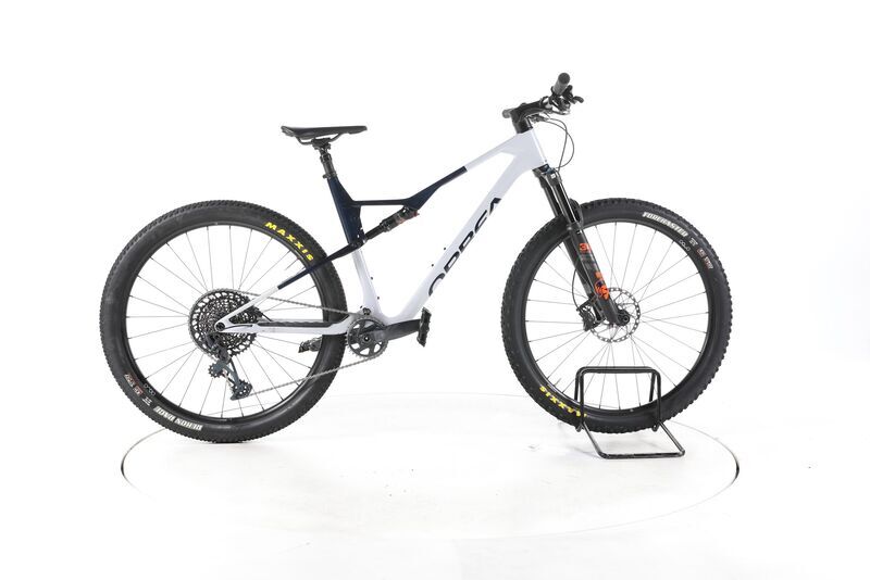 Orbea OIZ M20 2023 | branco | 29" | XL, image 1 of 5