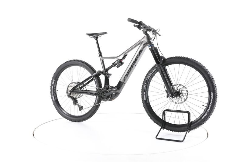 Orbea Rise H15 (2022) | Diamond | silver/black | 29" | L | > 3000 km | 540 Wh 4