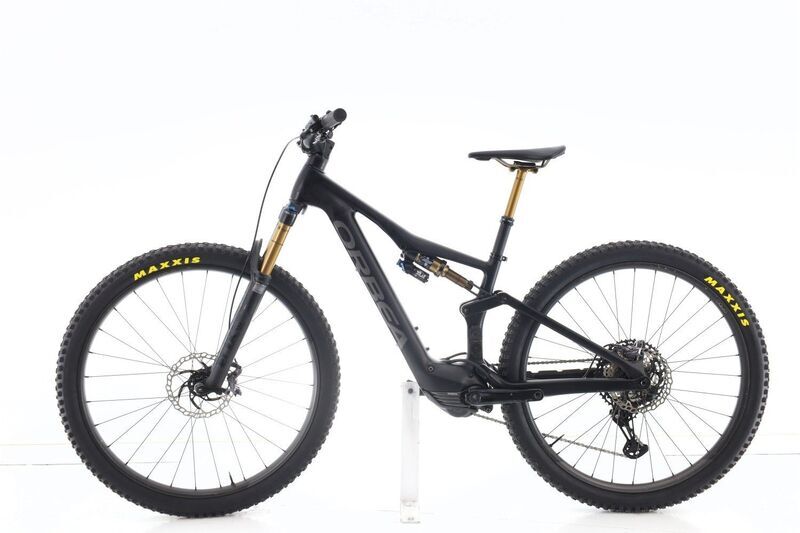 Orbea Rise M-Team (2024) | Diamond | black | 29" | 38cm | S | 500 - 1000 km | 540 Wh | Shimano EP8 RS | Fox 34 Factory Kashima | Fox Float X Factory Kashima 2