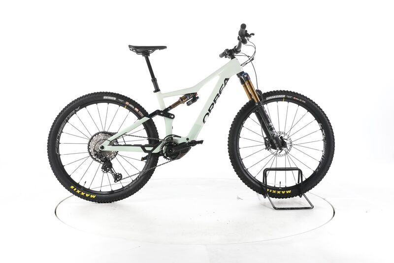Orbea Rise M10 2022 | wit | 29" | M | 500 - 3000 km, image 1 of 5