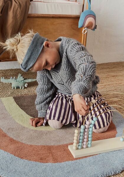 Oyoy Abacus Rainbow | brown 2