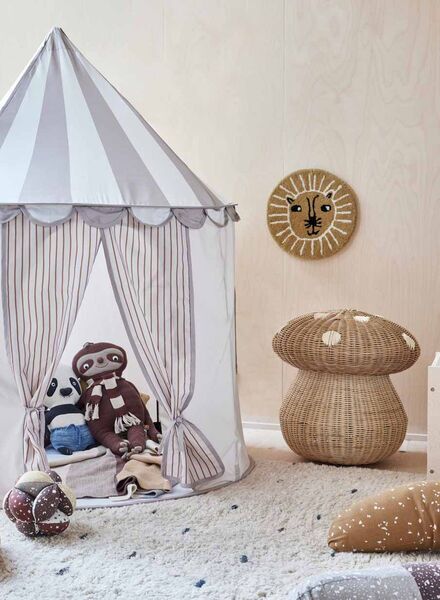 Oyoy Lion Miniature Wandanhänger | brown 3