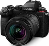 Panasonic Lumix DC-S5